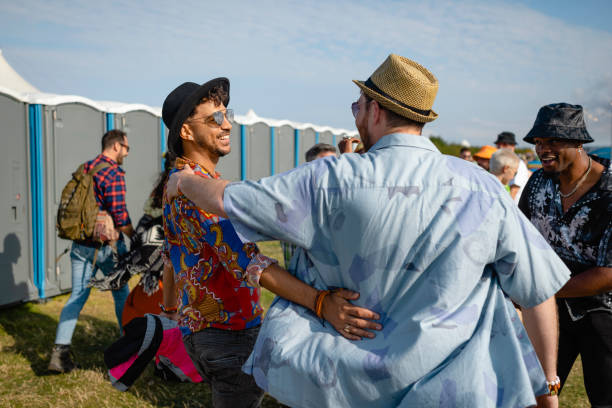Best Porta potty rental near me  in Benton, IL